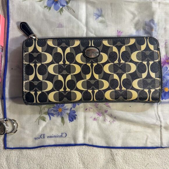 Coach Black Leather Wallet – Restored & Ready for a New Life - Picture 1 of 9
